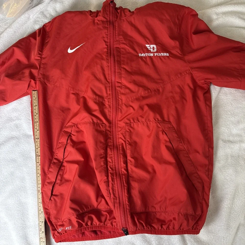 Nike Dayton Flyers Team Issued Storm-Fit Jacket Sz L Player 14 Full Zip Hood
